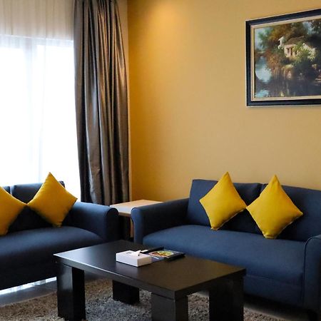 Loumage Suites And Spa Μανάμα Εξωτερικό φωτογραφία