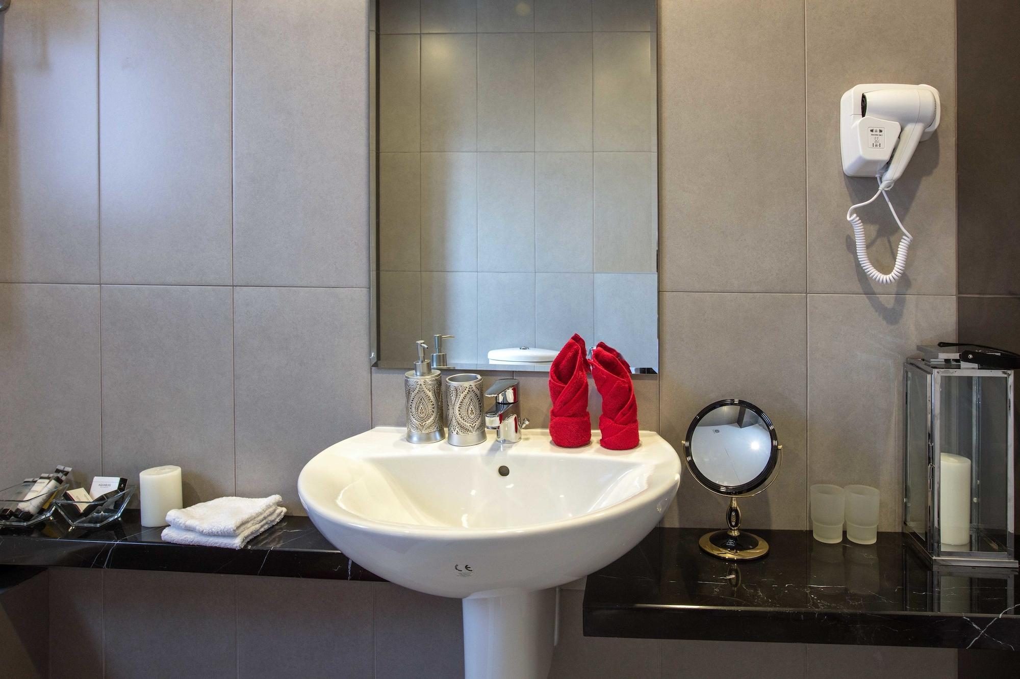 Loumage Suites And Spa Μανάμα Εξωτερικό φωτογραφία